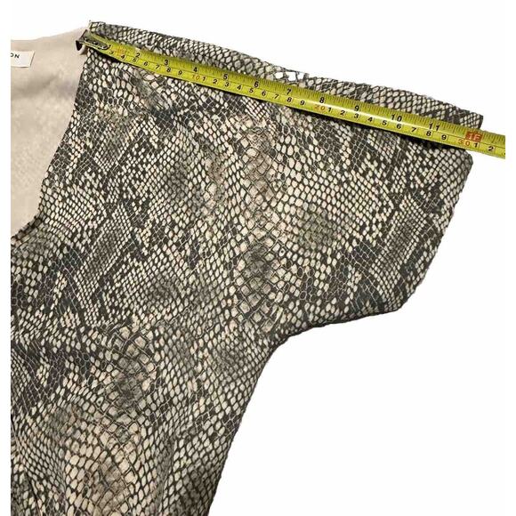 Aritzia Babaton Cream Gray Wallace Snake Print True Wrap Dress Short Sleeve XS - Picture 13 of 15